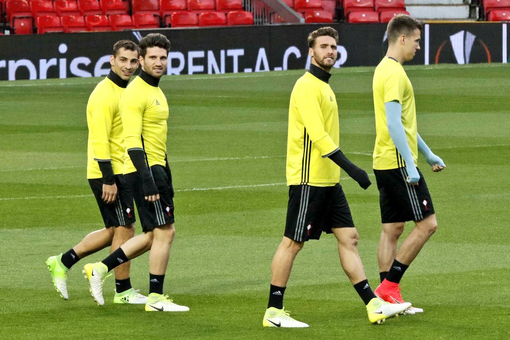 Ảnh bài viết Đối thủ choáng ngợp trước sự hoành tráng của Old Trafford