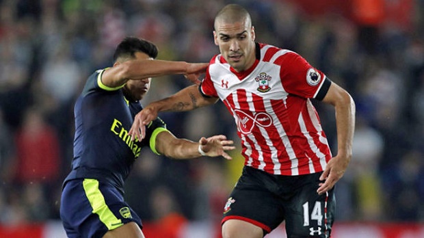Gia cố đội hình, Barca 'tăm tia' tiền vệ Southampton