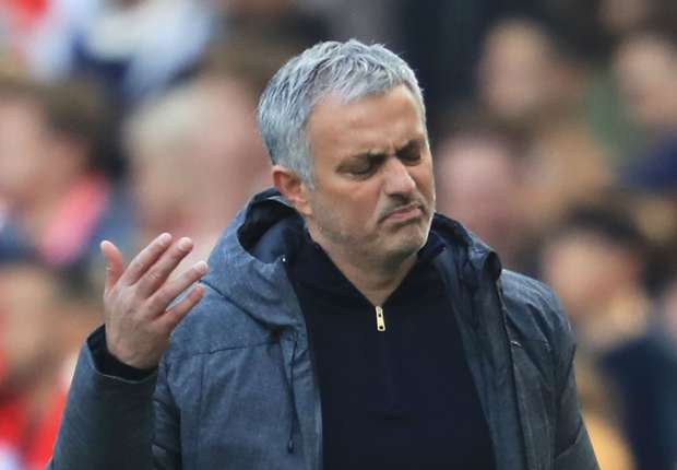 Ảnh bài viết Mourinho chê bai CĐV Man Utd