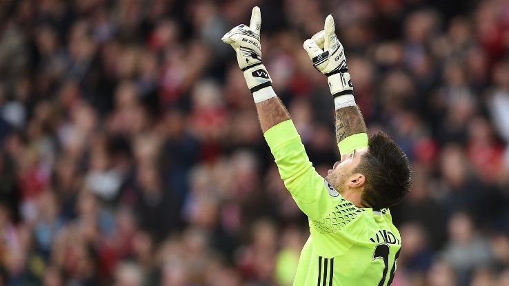 Ảnh bài viết Cựu thủ môn Man Utd sắp về Man City?