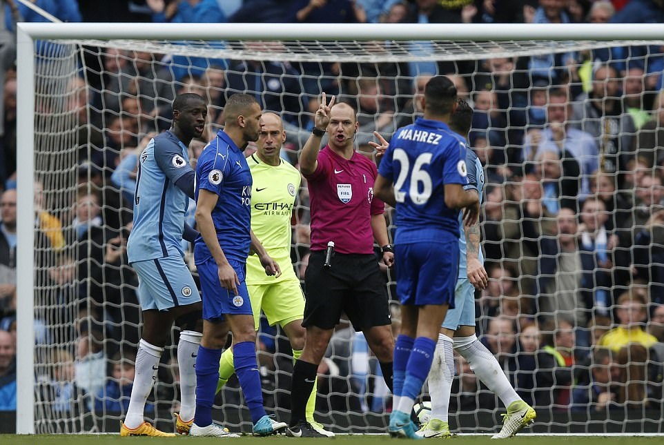 Ảnh bài viết 5 điểm nhấn Man City 2-1 Leicester: 'Ăn mày' quá khứ