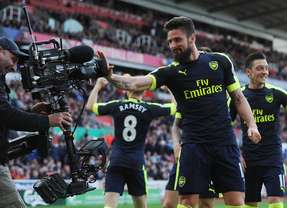 Ảnh bài viết Choáng với hiệu suất của Giroud