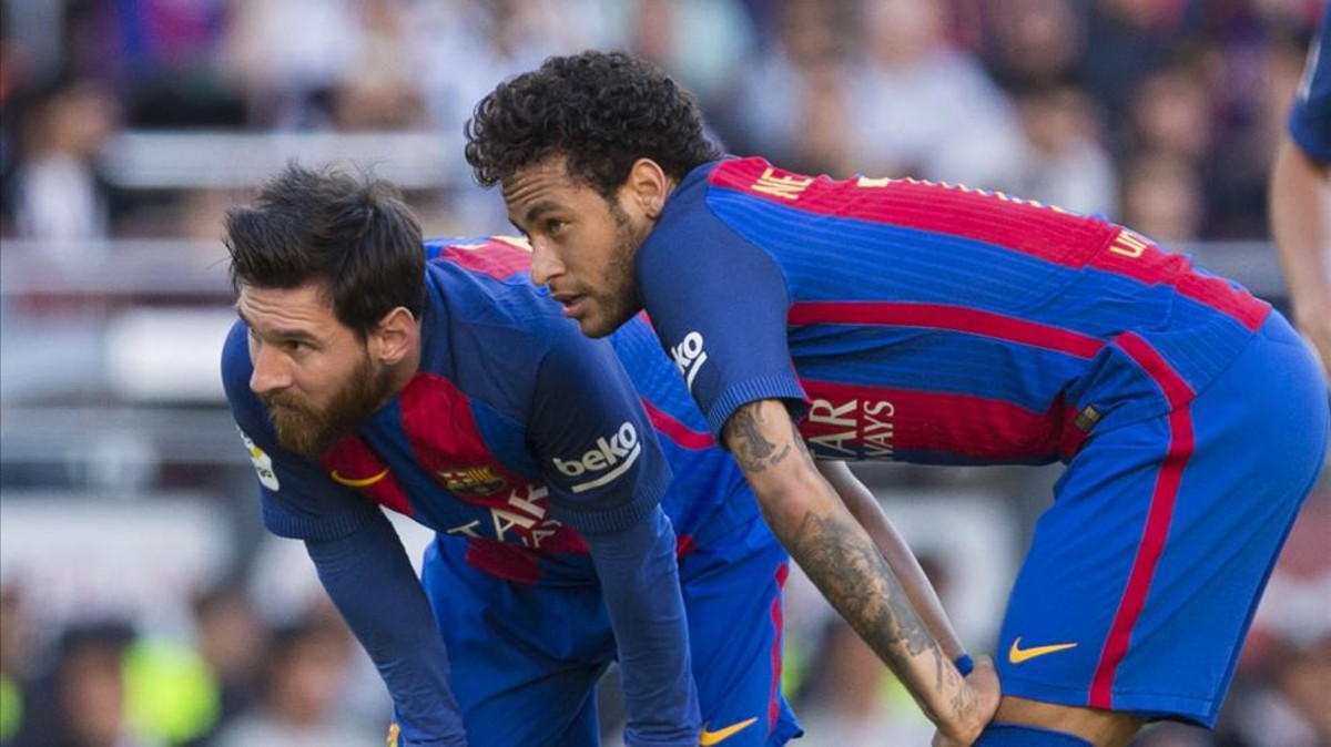 Đế chế mới ở Barcelona và 12 cái tên bất khả xâm phạm