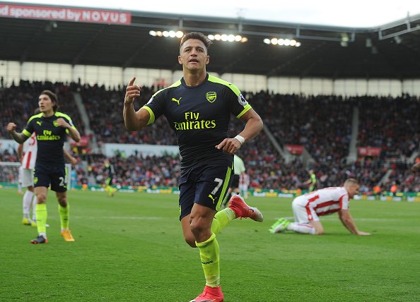 Ảnh bài viết Sanchez 'công phá' hàng loạt kỷ lục