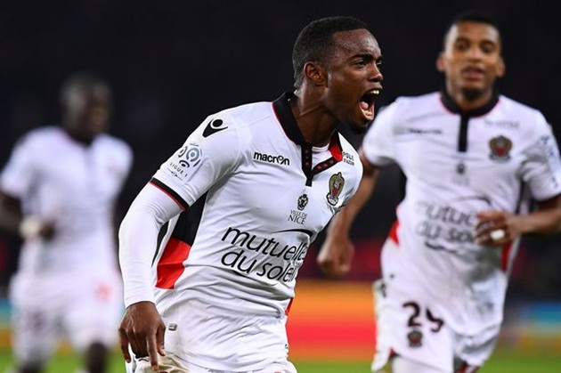 Góc siêu phẩm: Sao trẻ Wylan Cyprien đá phạt thần sầu ở đội U21