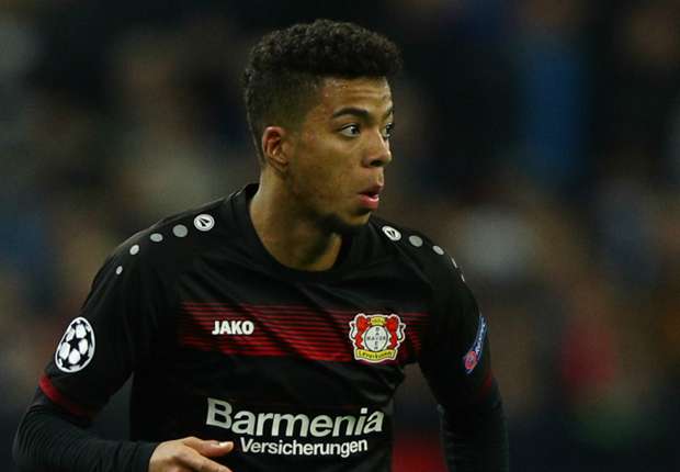 Man City "hết cửa" mua sao chạy cánh Bundesliga