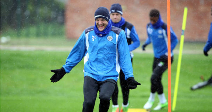 Vardy ôn lại tuổi thơ dưới cơn mưa tại Belvoir Drive 