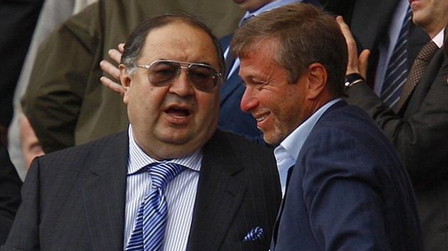 Usmanov sẵn sàng sa thải Wenger, hứa 'tạo bom tấn' cho Arsenal