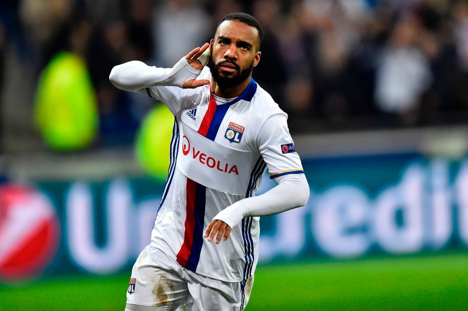 Ảnh bài viết Vì FIFA, Lacazette không thể đến Atletico Madrid?
