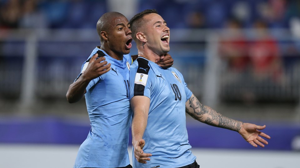 Siêu phẩm bù đắp penalty, U20 Uruguay khuất phục U20 Ý