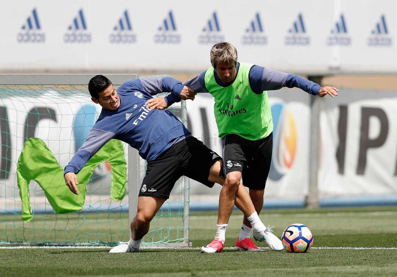 Ảnh bài viết Thêm bằng chứng khẳng định Rodriguez sắp đến M.U