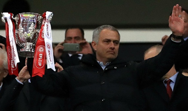 Ảnh bài viết Ánh bạc lấp lánh có đủ khỏa lấp nỗi thất vọng Mourinho?