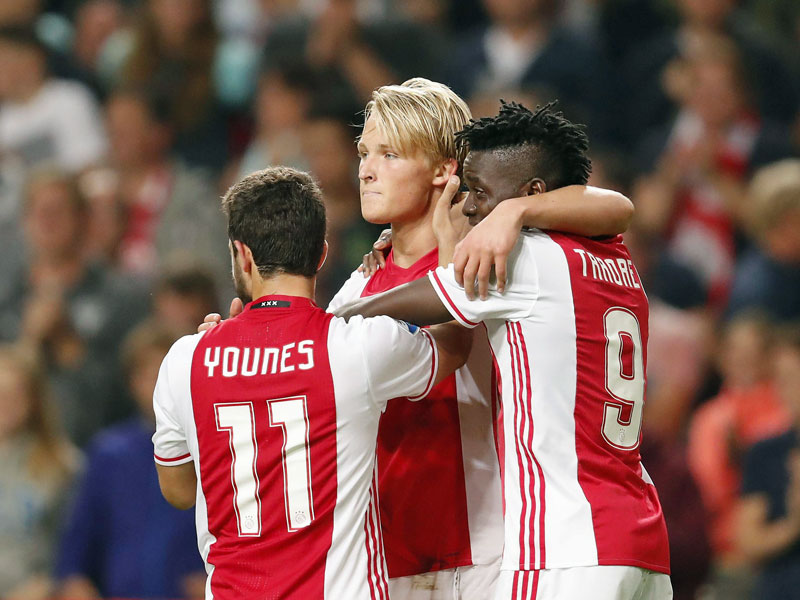 Đấu Man United, Ajax có gì trong tay?