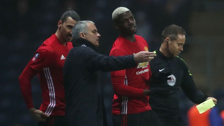 Mourinho vẫn chưa sử dụng Pogba đúng cách