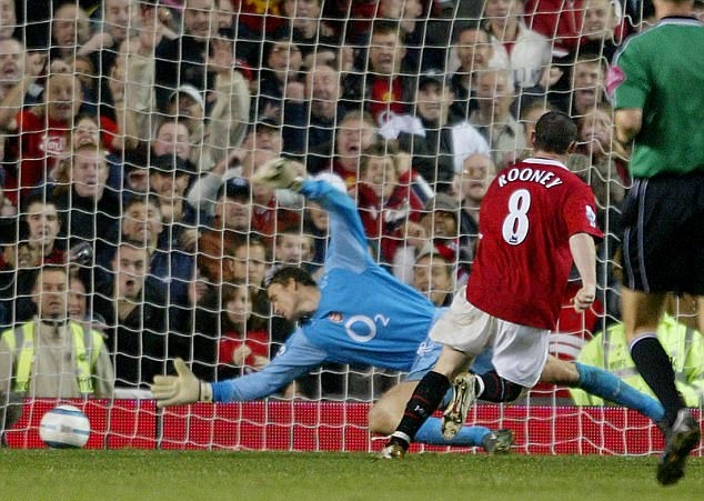 Từ Mark Hughes đến Josh Harrop: 100 cầu thủ ghi bàn cho Man United tại Premier League