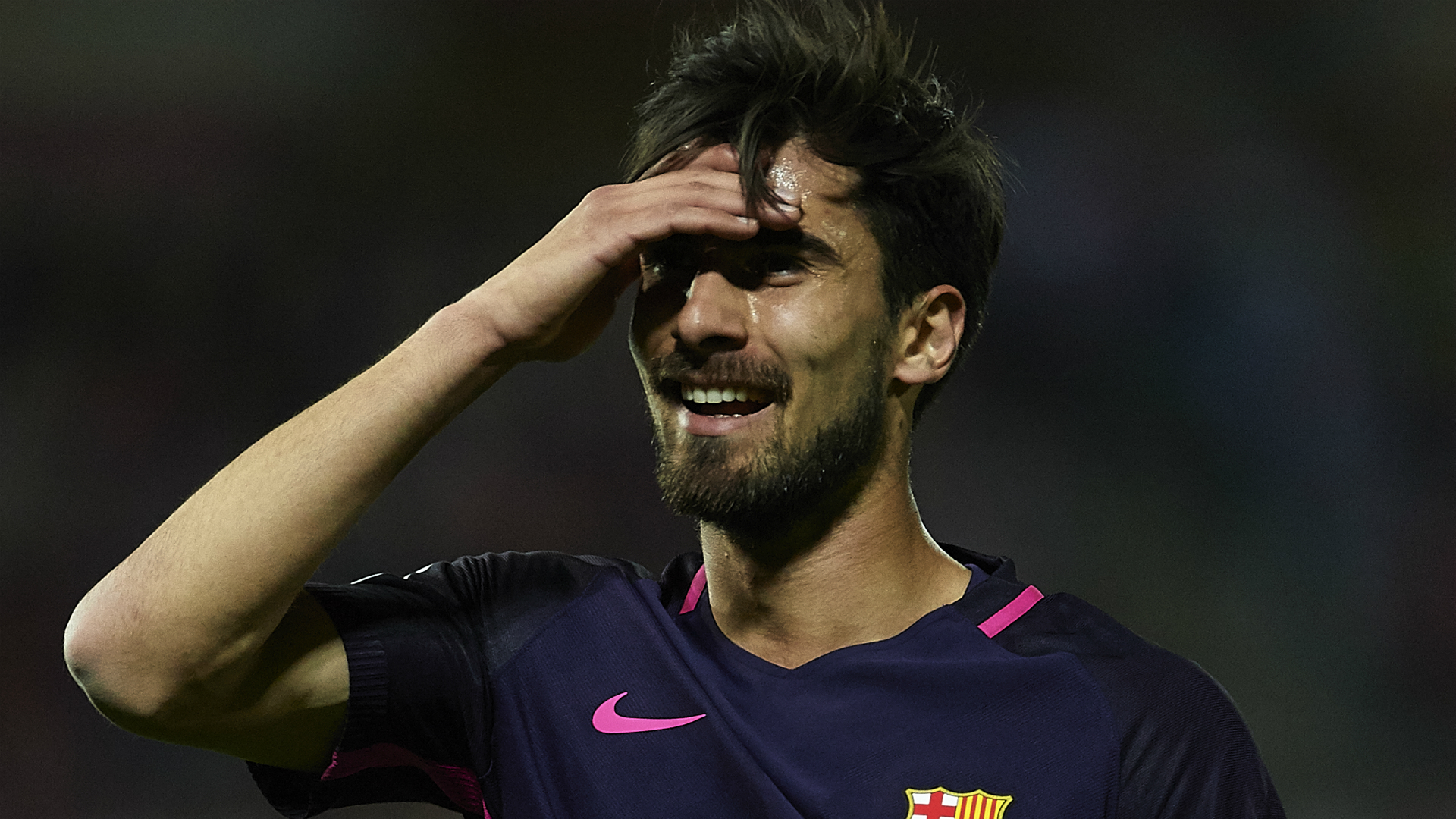 Đội hình tệ nhất La Liga 2016/17: Thất vọng Suarez, Gomes