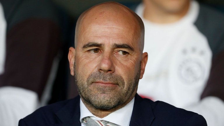 HLV Ajax đả kích: 'M.U của Mourinho nhàm chán, giết chết bóng đá đẹp'