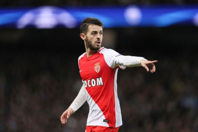 Ảnh bài viết Mourinho chào đón Bernardo Silva đến Old Trafford