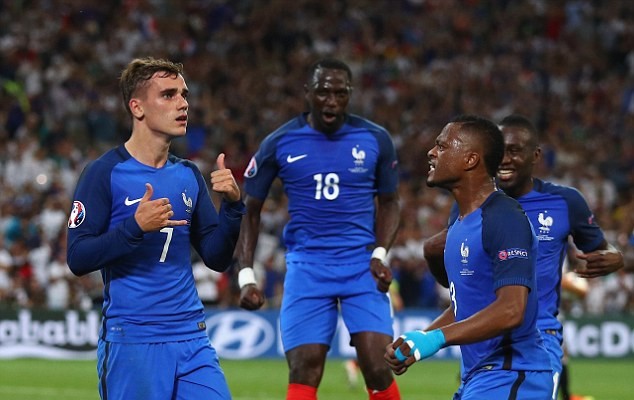 Ảnh bài viết Tiêu điểm chuyển nhượng châu Âu: Lộ diện 4 sao lớn được M.U đưa về, Inter đạt thỏa thuận mua James