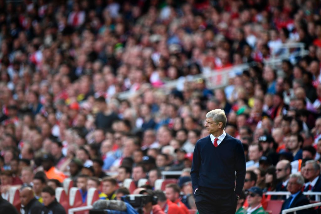 Báo Anh: Thua Chelsea, Wenger vẫn có hợp đồng mới