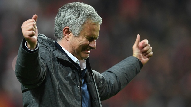 Ảnh bài viết Jose Mourinho: Hãy cứ tàn nhẫn với Man United!