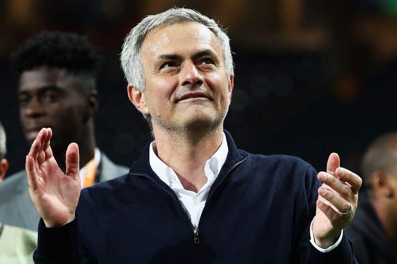 Ảnh bài viết Quyền lực ngầm Mourinho khiến sao MU run sợ