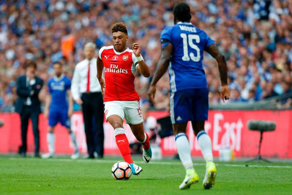 Vô địch FA Cup, sao Arsenal vẫn còn "trên mây"