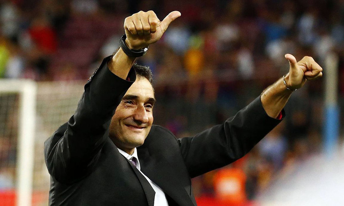 Ảnh bài viết HLV Barca chốt 3 mục tiêu: Lấy hàng của Arsenal & M.U