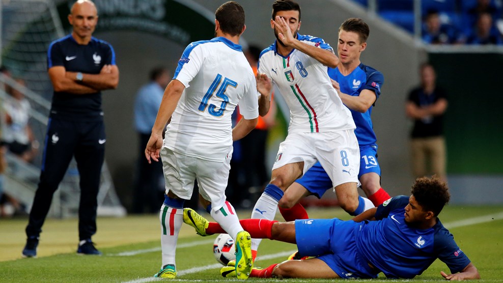 18h00 ngày 01/06, U20 Pháp vs U20 Italia: Chết vì sốc