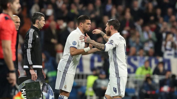 UEFA thông qua luật thay 4 cầu thủ trong một trận đấu