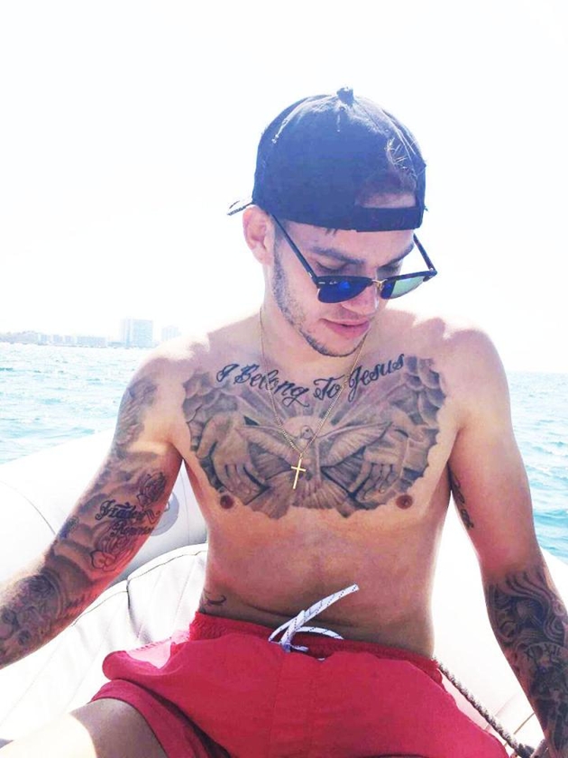 Ảnh bài viết Những hình xăm kì bí của tân binh Man City