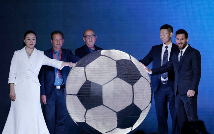 Ảnh bài viết Rời Barcelona, Messi bất ngờ có mặt tại Trung Quốc