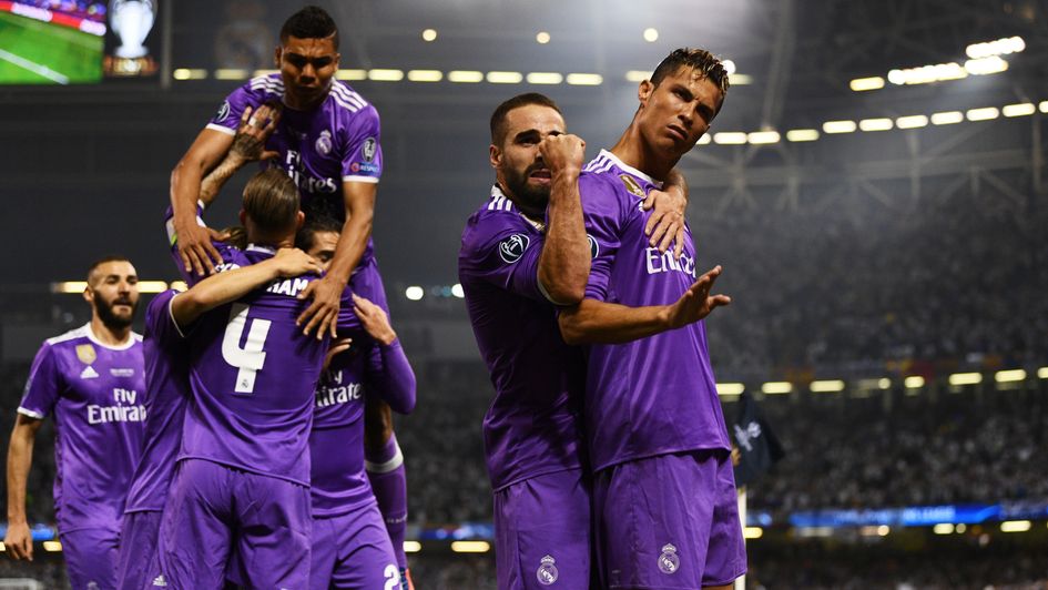 Ronaldo rực sáng, Real CHÍNH THỨC phá lời nguyền Champions League