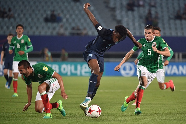 Tottenham có nhiều cầu thủ 'ăn' thẻ đỏ nhất tại World Cup U20