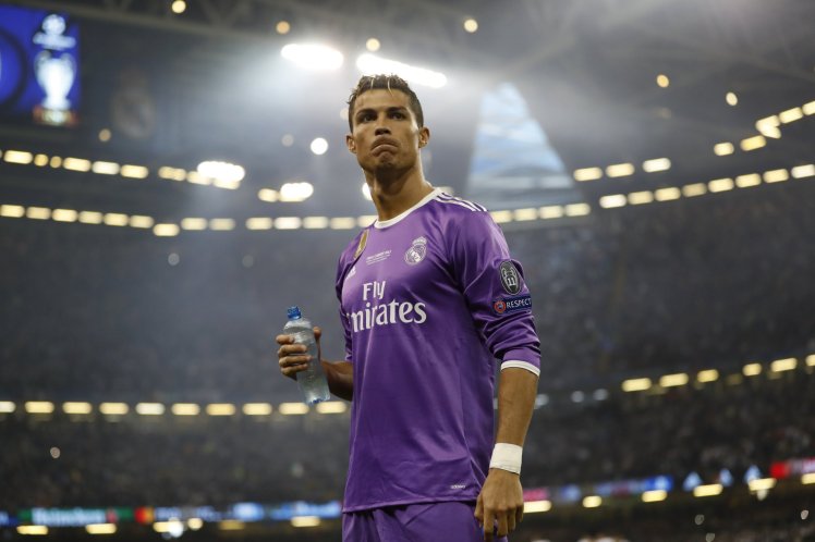 Điểm tin tối 07/06: Allegri ở lại Juve thêm 2 năm; Real rao bán Ronaldo với giá khủng