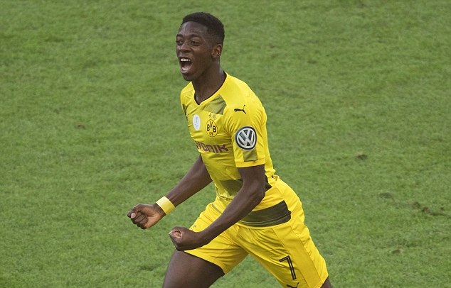 Ảnh bài viết Umtiti chỉ ra ngôi sao Barca cần phải mua ngay lập tức