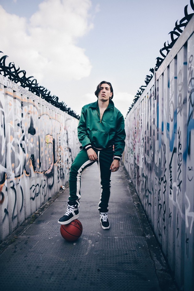 Ảnh bài viết Hector Bellerin - Ngôi sao thời trang 'bậc nhất' Arsenal