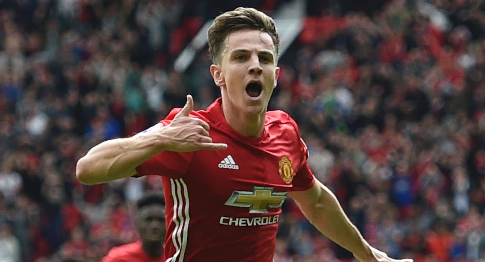 Mourinho 'trói chặt' 6 cầu thủ Man Utd