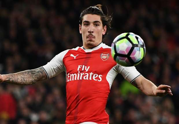 CĐV Barca 'khủng bố' Instagram, kêu gọi Bellerin trở lại