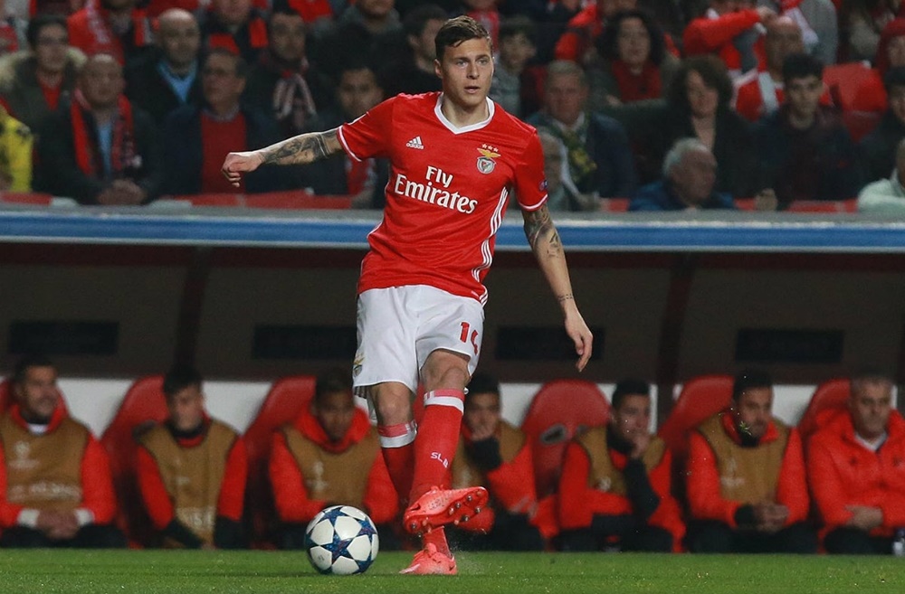 Ảnh bài viết CHÍNH THỨC: Công bố số tiền Man United chiêu mộ Victor Lindelof