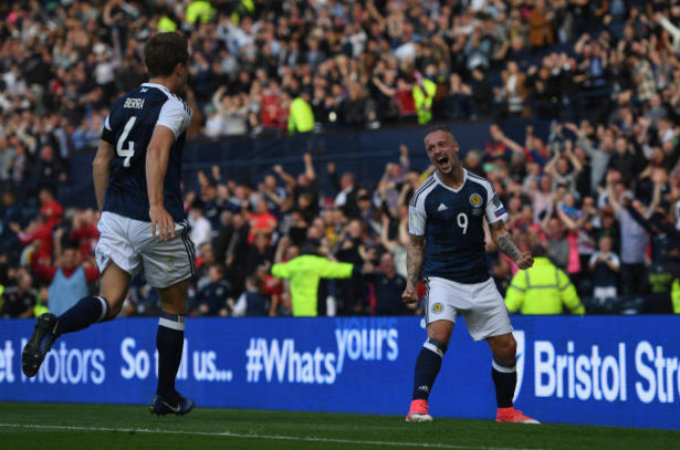 Ảnh bài viết ĐHTB Anh - Scotland: Tam Sư mất giá