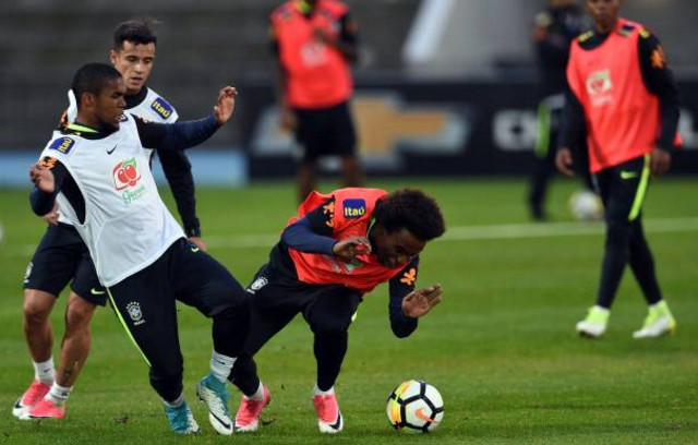 Ảnh bài viết Sao Chelsea sấp mặt trong buổi tập căng thẳng của Brazil