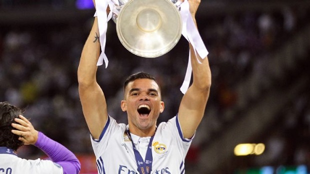 Carvajal: Real Madrid khiến Pepe mất mặt