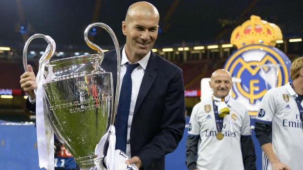 Ảnh bài viết Zidane ẵm thêm một cú đúp danh hiệu cá nhân