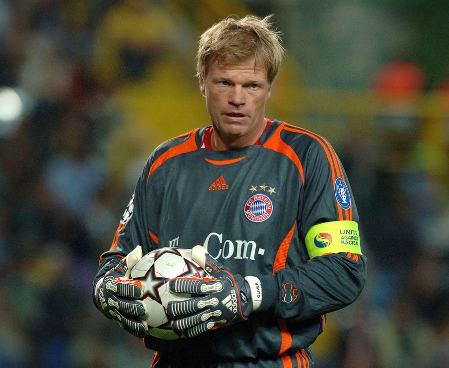 10 thủ môn xuất sắc nhất do NHM bình chọn: Kahn chỉ chịu thua Buffon