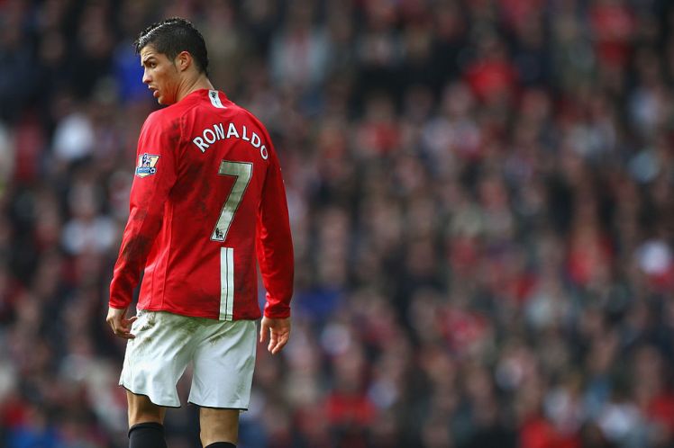 Ảnh bài viết Cựu chủ tịch Real tin Ronaldo sẽ trở lại Man Utd