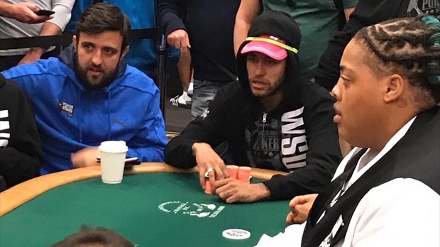 Đến Las Vegas, Neymar thử vận may tại sòng bạc