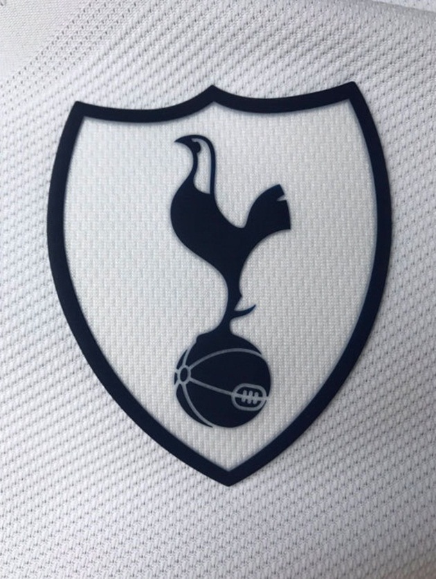 Lộ áo đấu Tottenham 2017/18: Nhuốm màu cổ điển