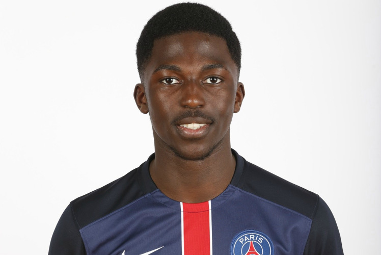 Đến M.U thực tập vài ngày, sao trẻ PSG đã 'đòi' gia nhập