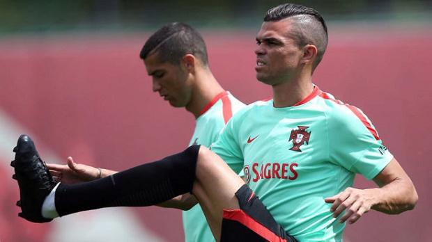 Ảnh bài viết Pepe: Ngoài Confeds Cup, Ronaldo không quan tâm gì khác